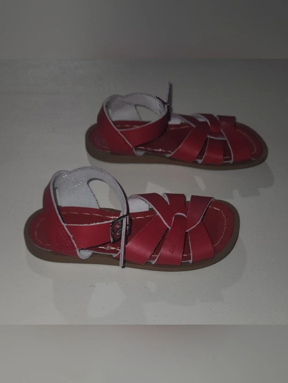 Girls Red Strappy Buckle Leather Sandals  Toddler Shoes Size 10
